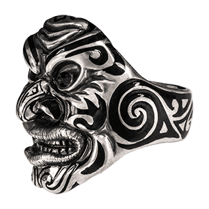 Мужское массивное серебряное кольцо Maori с гранатом и эмалью